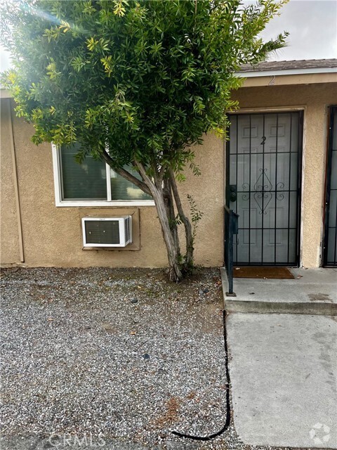 Building Photo - 1955 E Devonshire Ave Unit 2 Rental