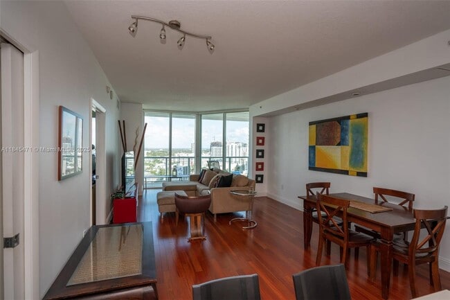 Photo - 1900 N Bayshore Dr Unit 2116