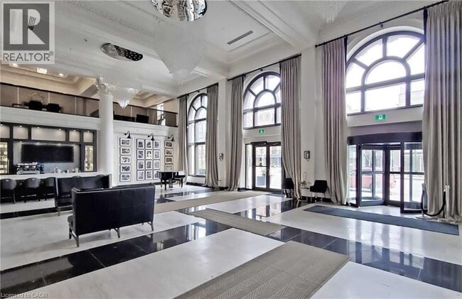 Photo - 112 King St E Unit 1112