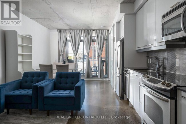 Photo - 2 Gladstone Ave Unit 203