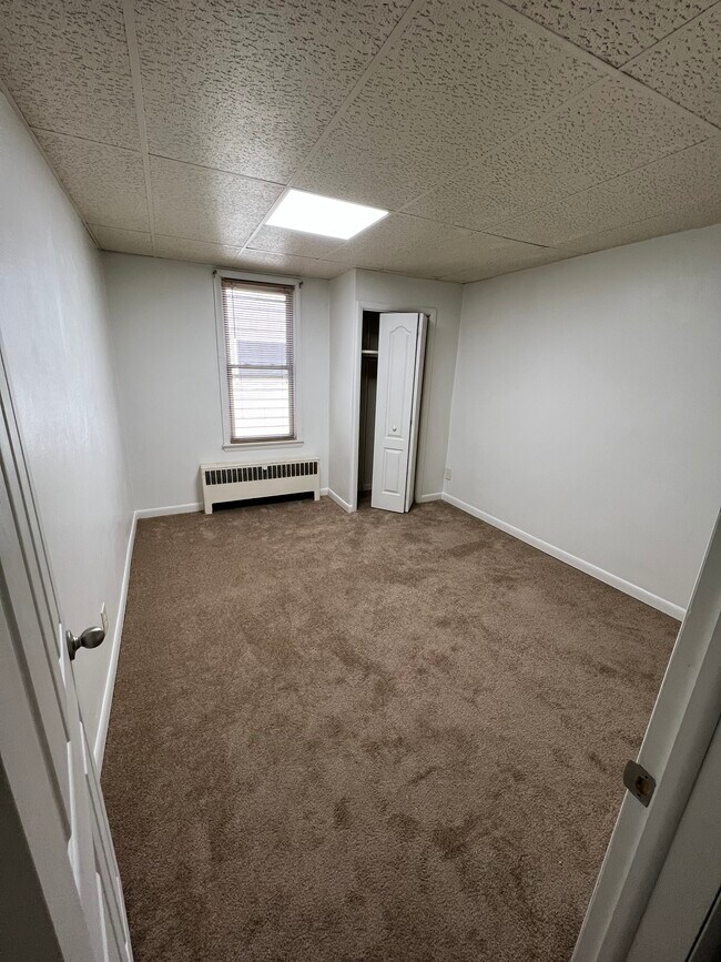 Bedroom 2 - 535 Monroe St Unit 537A