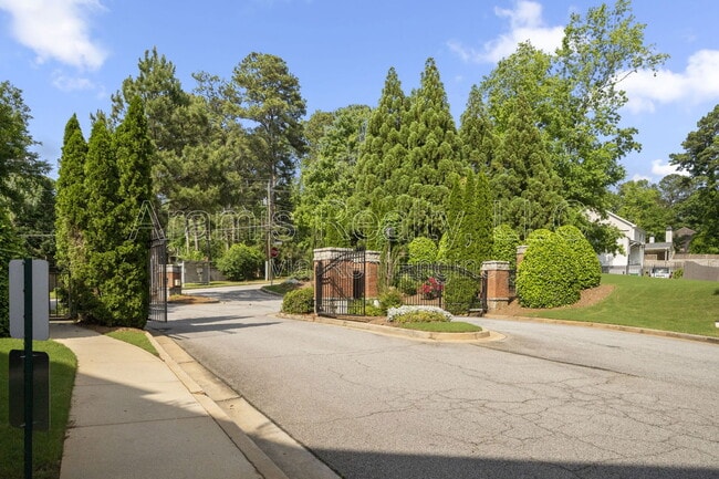 Photo - 2110 Gorman Grove