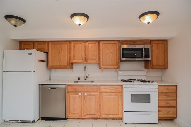 Photo - 240 Franklin St Unit B2