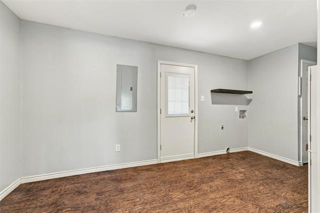 208 N Hickory