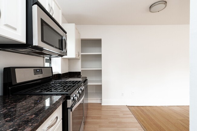 Photo - 28 Balmoral Ave. Unit 301