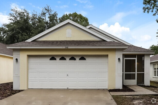 Building Photo - 748 Cape Cod Cir Rental