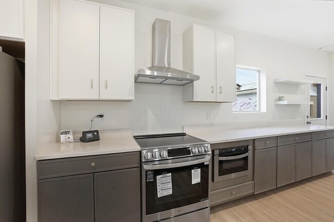 Photo - 412 St Clair Ave Unit 412