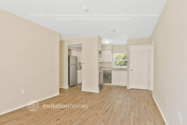 Photo - 927 28th St NW