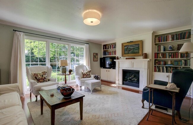 Photo - 453 Ivy Cir