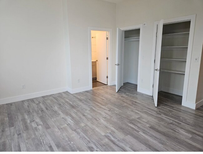 1463 Dorchester Ave Unit Studio 104 @ Dot Crossing