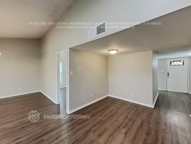 Photo - 4145 Silverberry Ave