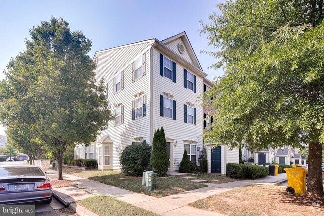 Building Photo - 2018 Cooper Point Ct Rental