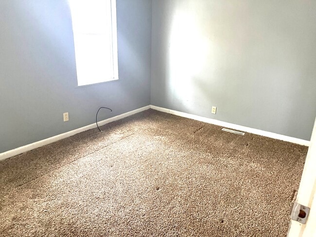 Photo - 409 Ross St