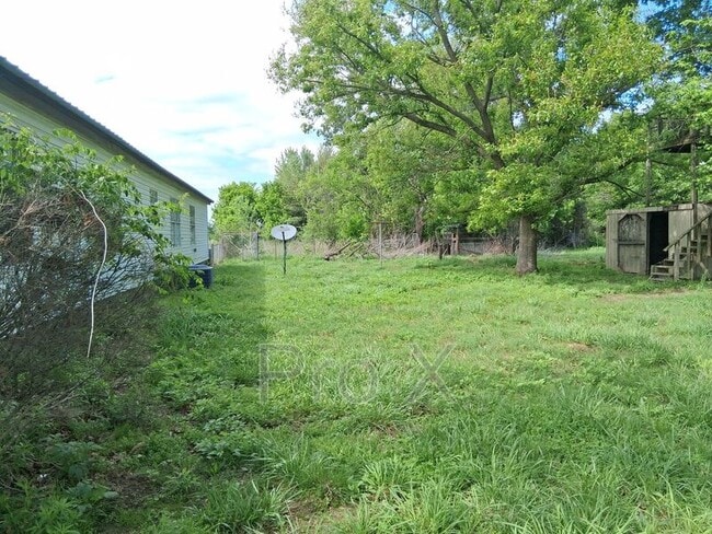 Photo - 910 Sands Rd