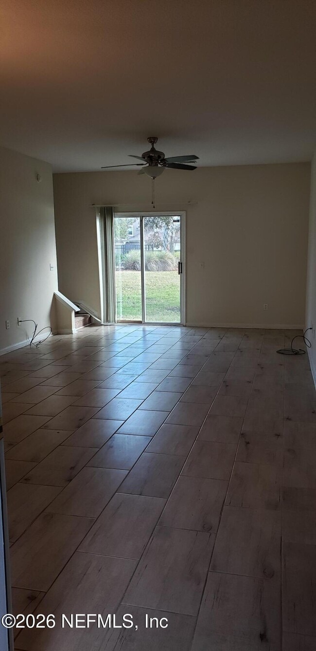 Photo - 946 Scrub Jay Dr