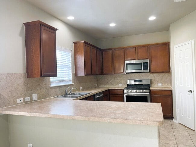 Photo - 11021 Boundless Valley Dr