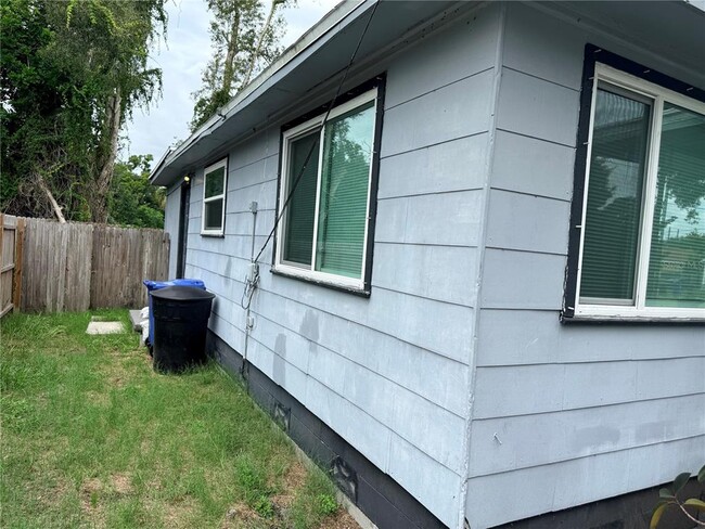 Photo - 1759 Temple Terrace S