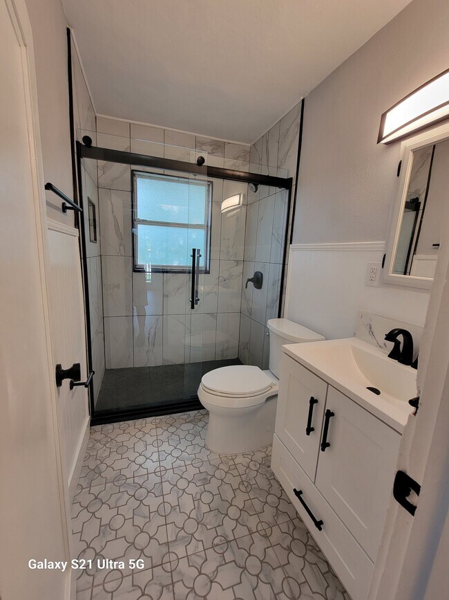 16 N Primrose Dr Unit 2