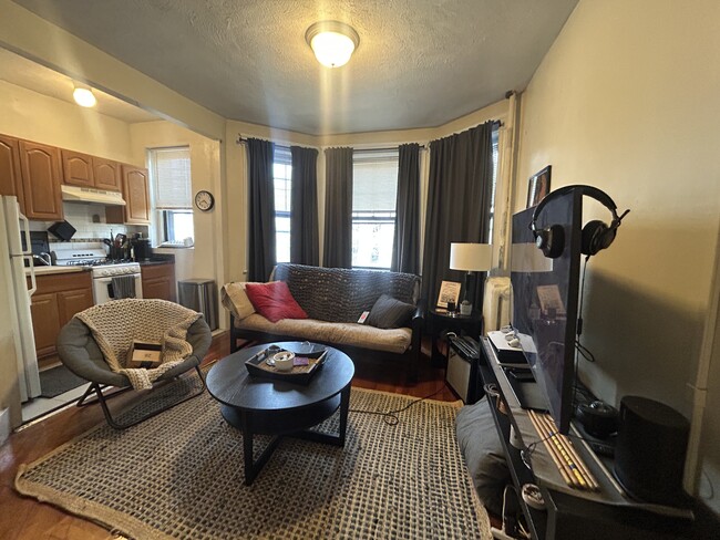Building Photo - 204 Hemenway St Unit 19 Rental