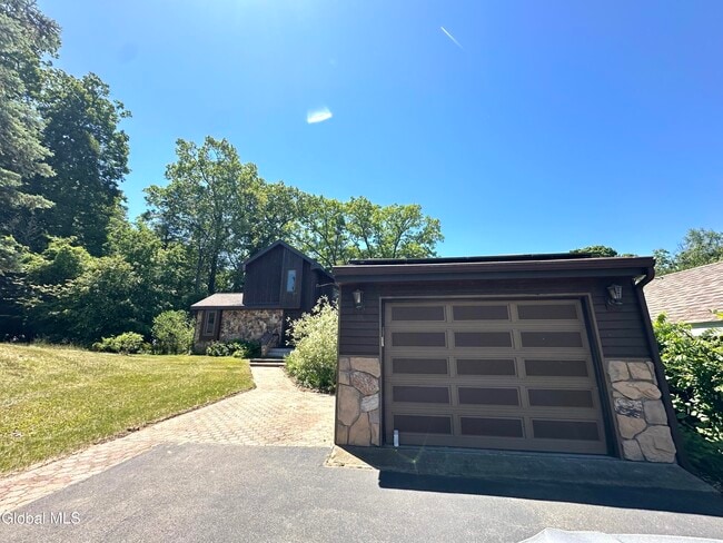Photo - 2810 Consaul Rd