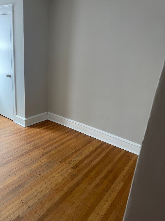 1434 E Lycoming St Unit 2