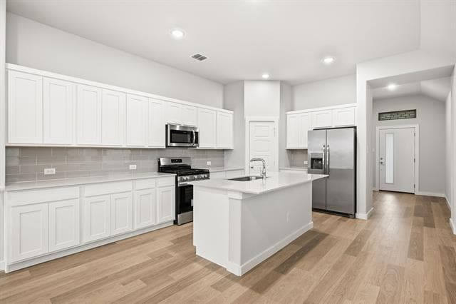 Photo - 405 Green Gables Dr