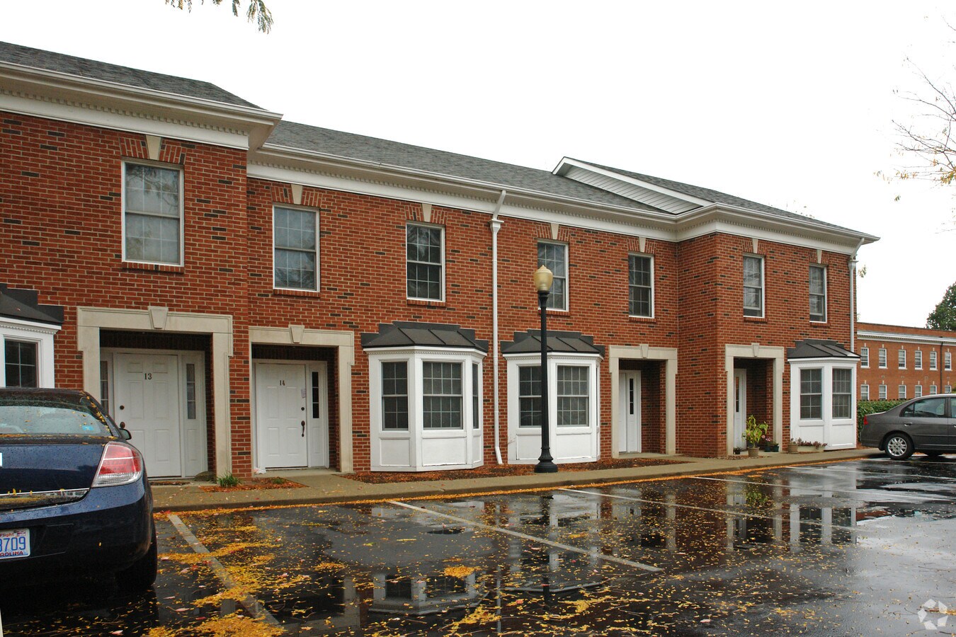 Photo - LTS 633 Maxwelton Court