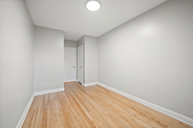 Photo - 4550 Av Walkley