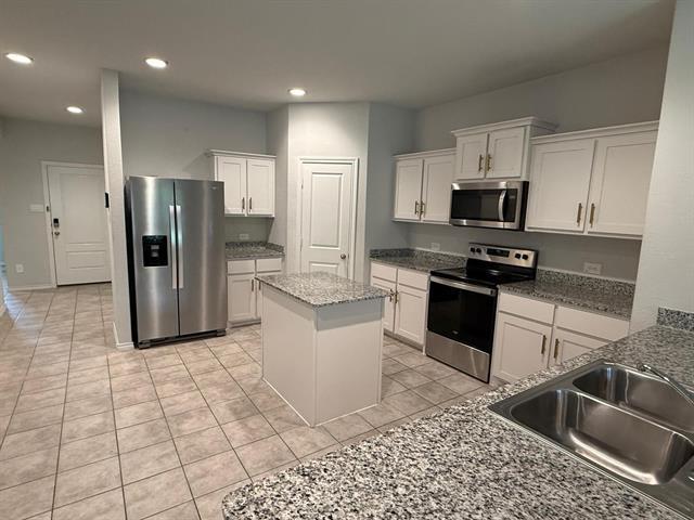 Photo - 112 Piping Rock Dr