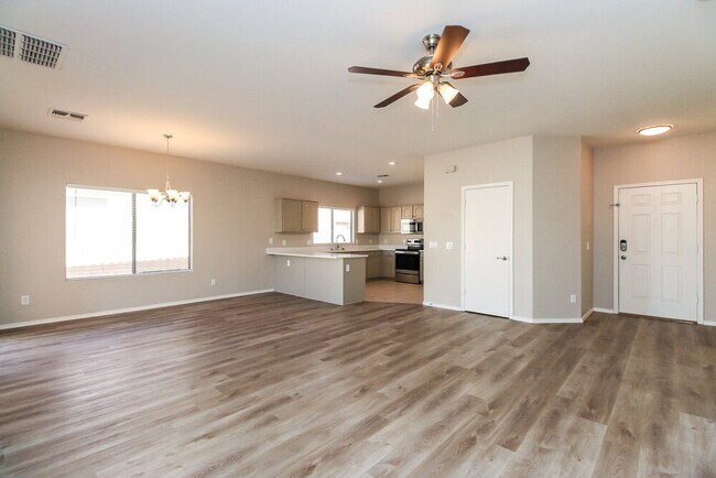 Photo - 2650 E Morenci Rd