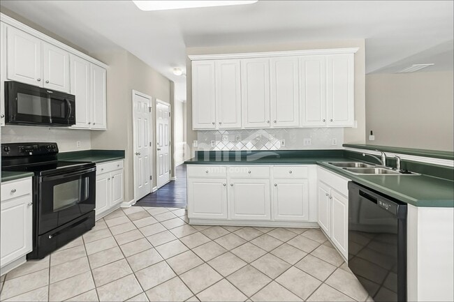 405 Bedstraw Ct