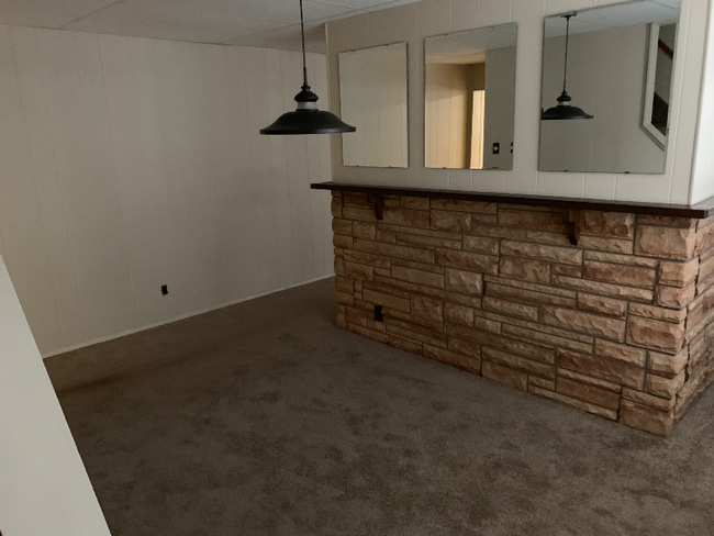 Photo - 642 S 6th St