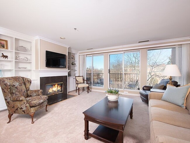 "Charming 2-Bed, 2-Bath Retreat in Northfield's Arbor Lane Oasis!"