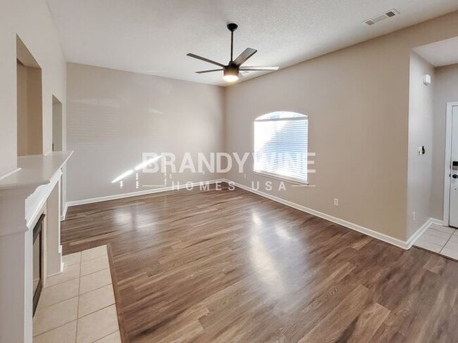 Photo - 10242 Evening Hill Dr