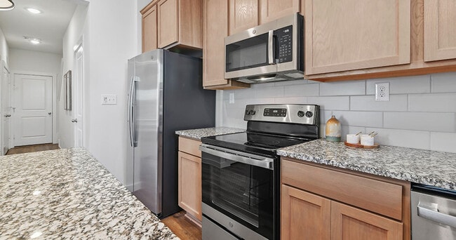 Canvas at Grand Prairie Townhomes