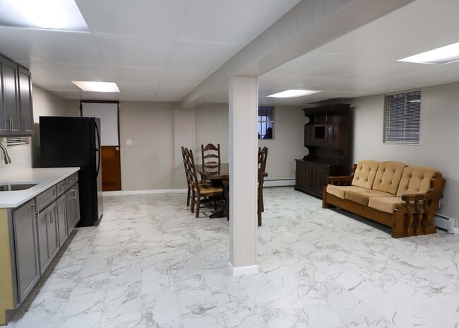 Photo - 15 Bleecker St Unit First Floor