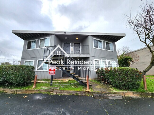 Charming 2bd/1ba Rancho Cordova Fourplex! - Charming 2bd/1ba Rancho Cordova Fourplex!