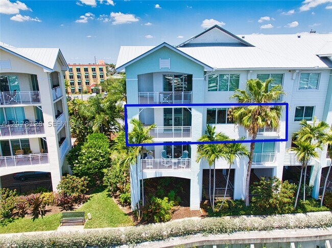 Photo - 815 NW Flagler Ave Unit 305
