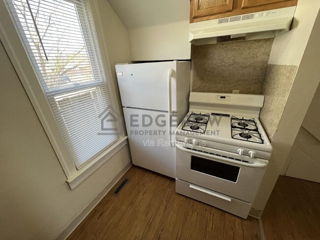 Photo - 1220 Hamilton Ave NW Unit 3