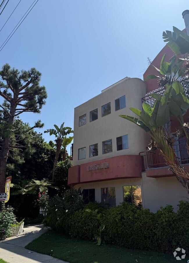 Building Photo - HSK Unit 204 Rental