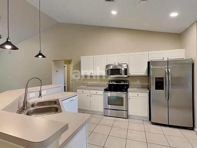 Photo - 1147 SE Preston Ln