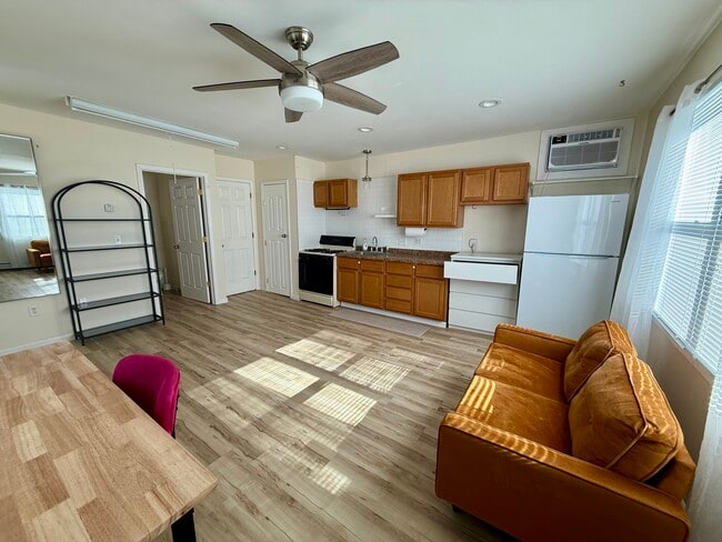 Photo - 7215 University Ave Unit 1 R