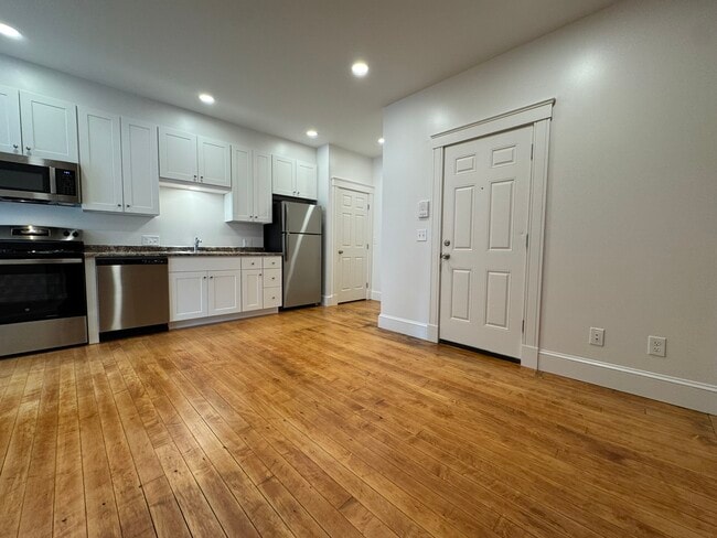 Photo - 29-41 Congress St