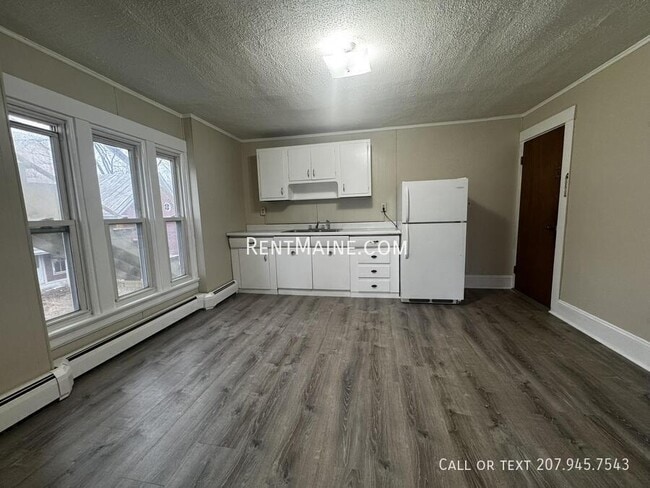 Building Photo - 26 Waterville Rd Unit 2