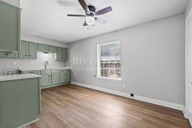 Photo - SECTION 8 WELCOMED!!!! A NEWLY RENOVATED BEAUTY !!!!