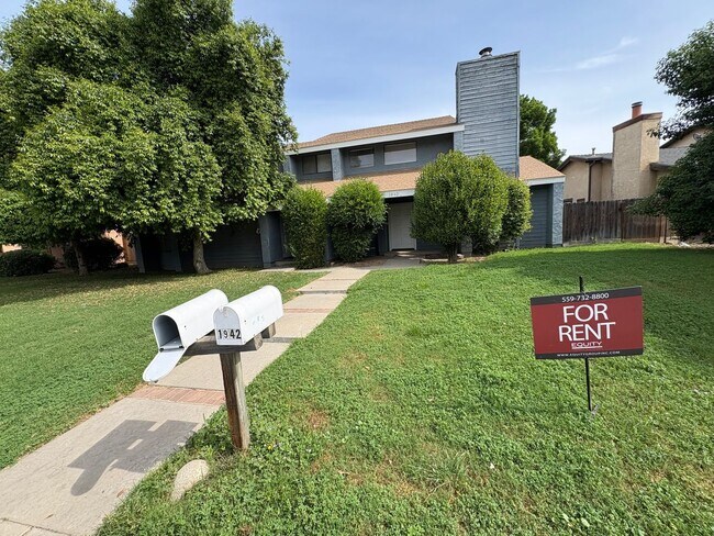 Building Photo - 3512 Unit 1942