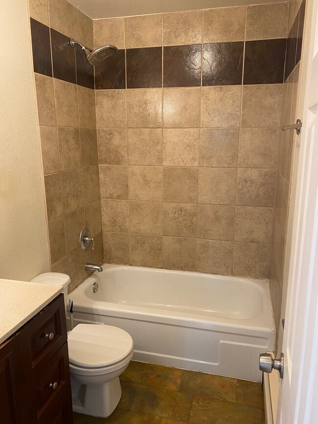 Photo - 405 E Thunderbird Dr