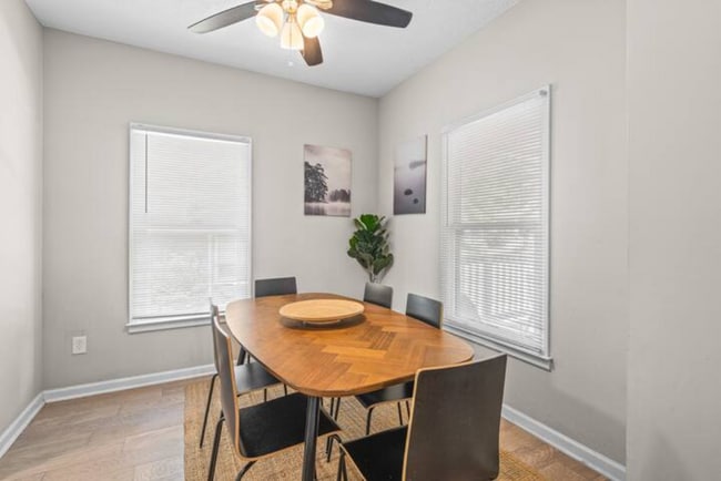 Photo - 1296 Sells Ave SW
