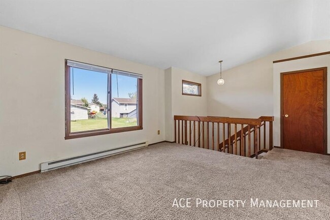 Photo - 3171 Obrien St