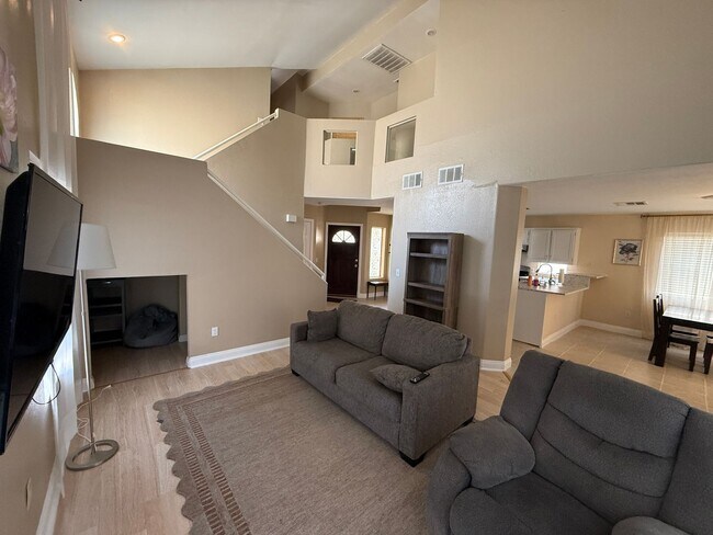 Photo - 3 Bed 2.5 bath home; Minutes from the Strip